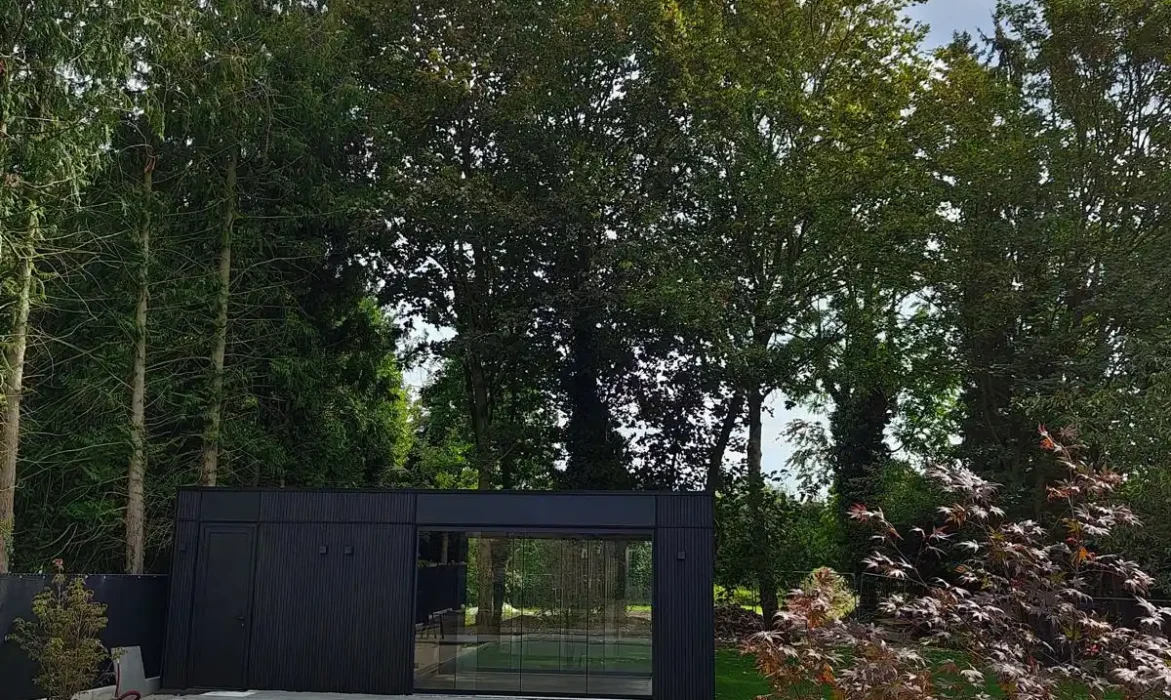 127e8081-1f97-463f-8335-b4cf0df76846